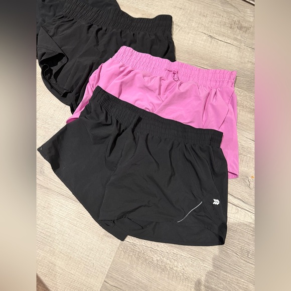 Women's Athletic Shorts Size Large target/walmart bundle Size Large - Picture 2 of 7